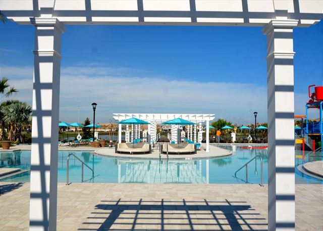 Luxury Windsor at Westside Retreat Getaway. 1639