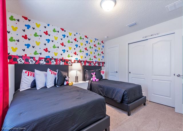 Luxury Windsor at Westside Retreat Getaway. 1639