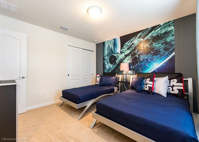 Luxury Windsor at Westside Retreat Getaway. 1639