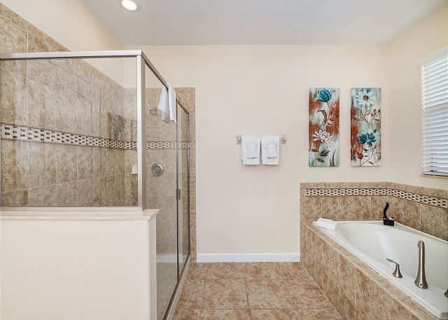 Family Getaway Near Disney. 1412