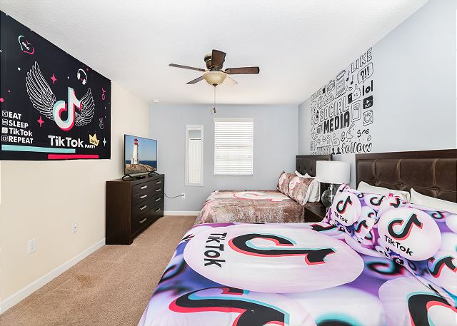 Family Getaway Near Disney. 1412