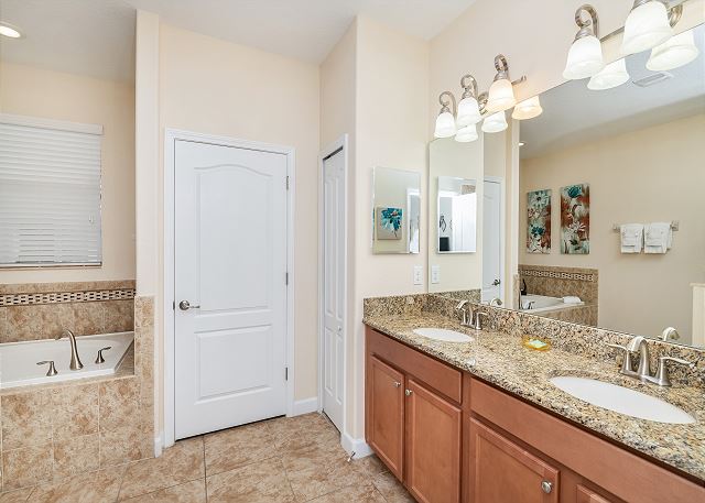 Family Getaway Near Disney. 1412