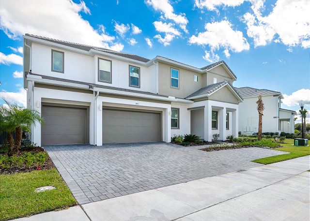 14 Bed Mansion Retreat. 2473