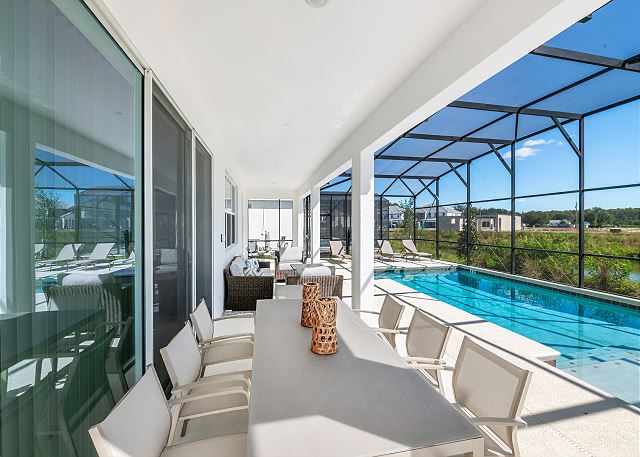 14 Bed Mansion Retreat. 2473