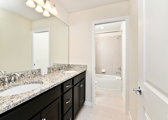 Windsor Island Luxury Resort 7 bed Oasis. 1881