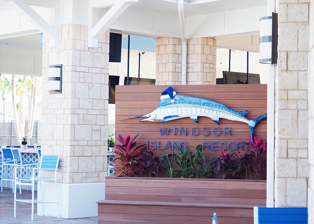 Magnificent New Windsor Island Resort Getaway. 3357