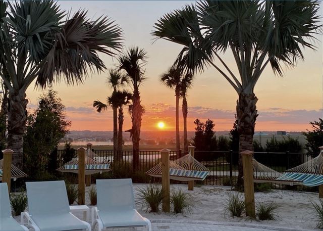 Windsor Island Resort 10 bedroom Luxury Getaway. 2270