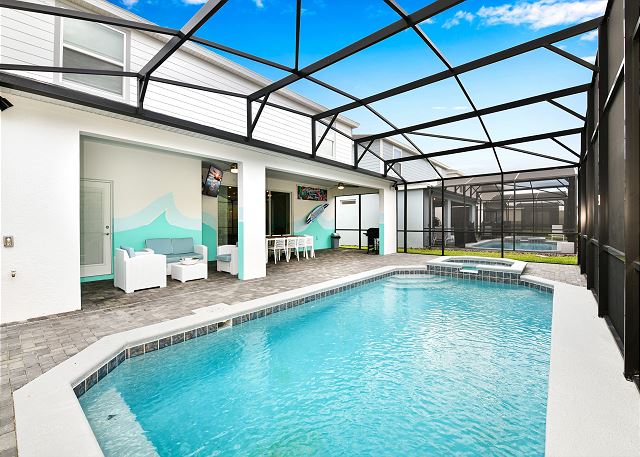 Windsor Island Resort 10 bedroom Luxury Getaway. 2270