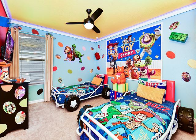 Windsor Island Resort 10 bedroom Luxury Getaway. 2270